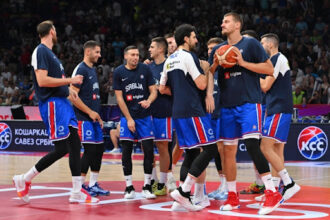 Drama u grupnoj fazi: Turska savladala Srbiju, Jokić briljirao, ali nedovoljno