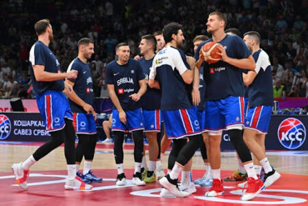 Drama u grupnoj fazi: Turska savladala Srbiju, Jokić briljirao, ali nedovoljno Drama u grupnoj fazi: Turska savladala Srbiju, Jokić briljirao, ali nedovoljno