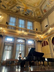 Elida Fetahović osvojila Prvu apsolutnu nagradu na međunarodnom takmičenju u Italiji