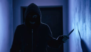 Krvava drama u Beogradu: Žena (44) ubola partnera nožem, pokušao da je zaštiti lažnom izjavom! Krvava drama u Beogradu: Žena (44) ubola partnera nožem, pokušao da je zaštiti lažnom izjavom!