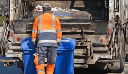 Novi udar na džep Novopazaraca: Cijena odnošenja smeća skače za 84%! Novi udar na džep Novopazaraca: Cijena odnošenja smeća skače za 84%!