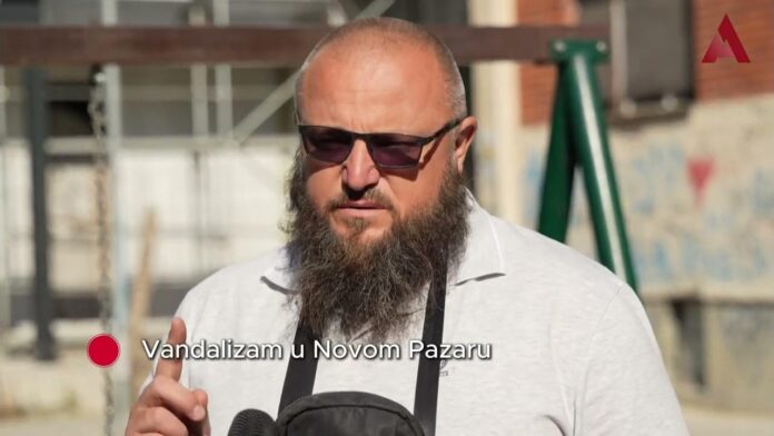 Vandalizam u Novom Pazaru: Uništene ljuljaške i klupe u dječijem parku