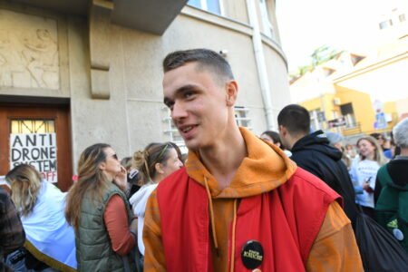 Amar iz Pazara se onesvijestio tokom šetnje, a onda mu ljekari rekli šokantnu vijest! Amar iz Pazara se onesvijestio tokom šetnje, a onda mu ljekari rekli šokantnu vijest!