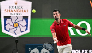 Težak meč i povreda zgloba: Đoković savladao Munara u tri seta