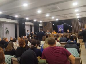 Osnovan Sandžački centar za demokratiju: Mladi najavili štafetnu šetnju Novi Pazar–Novi Sad Osnovan Sandžački centar za demokratiju: Mladi najavili štafetnu šetnju Novi Pazar–Novi Sad