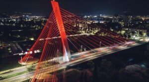 Podgorica u bojama Turske: Most Milenijum zasijao povodom Dana Republike