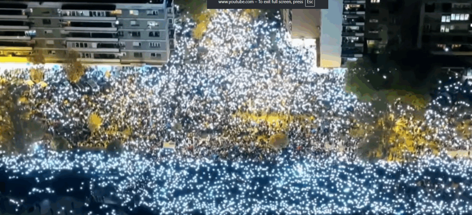 Komemorativni skup u Novom Sadu: Lampioni i poruka „Vidimo se sutra“ u znak sećanja na stradale /VIDEO/