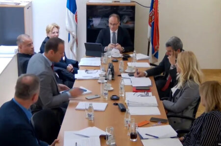 Odložen izbor tužilaca za Osnovno javno tužilaštvo u Novom Pazaru zbog nedostatka kvoruma Odložen izbor tužilaca za Osnovno javno tužilaštvo u Novom Pazaru zbog nedostatka kvoruma