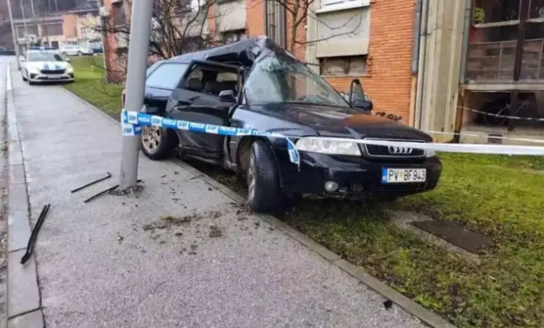 Težak saobraćajni udes u naselju „Kupusište“ u Pljevljima, mladić (20) teže povrijeđen i prevezen u Klinički centar Crne Gore Težak saobraćajni udes u naselju „Kupusište“ u Pljevljima, mladić (20) teže povrijeđen i prevezen u Klinički centar Crne Gore
