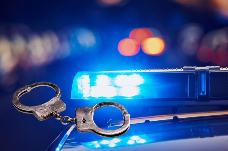 Tuča u supermarketu na Voždovcu: Muškarac (42) pretukao starijeg čoveka i njegovu ćerku