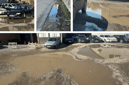 Novopazarska opština priča o velikim projektima, a nije u stanju da osuši jednu baru u centru — parking u kaljugi, pješaci na ulici