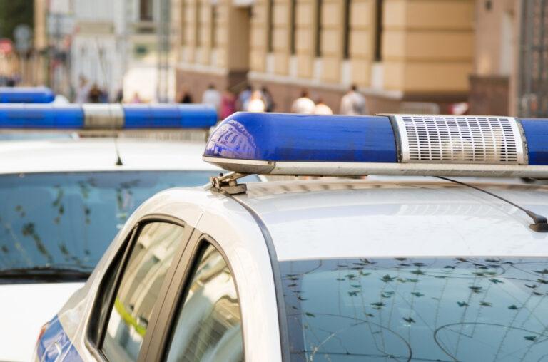 Drama u Beogradu: M.A. (24) napala policajca nožem ispred stanice