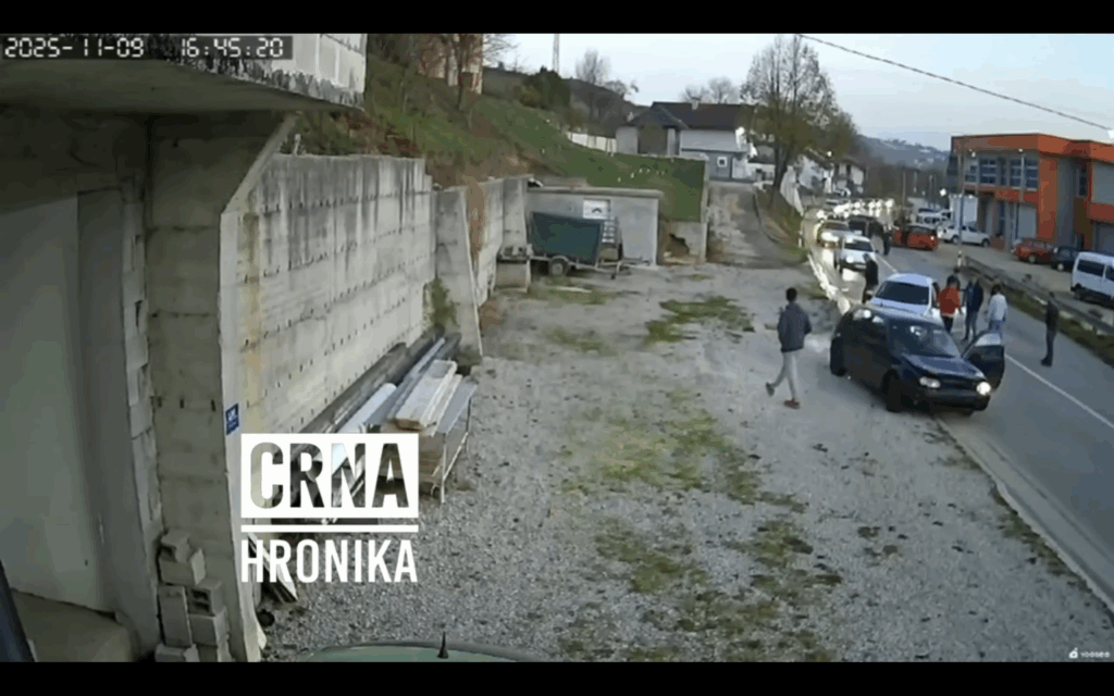 Šta se ovo dešava na našim putevima? Pokušao da UBIJE učesnike nakon udesa — snimak šokira! Šta se ovo dešava na našim putevima? Pokušao da UBIJE učesnike nakon udesa — snimak šokira!