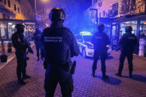 Interventna jedinica u Novom Pazaru u noćnoj akciji zaplijenila oružje, drogu i uhapsila više osoba